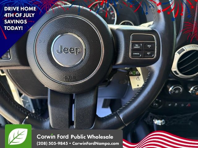 Used 2014 Jeep Wrangler Unlimited Rubicon w/ Connectivity Group AWD/4WD image 17