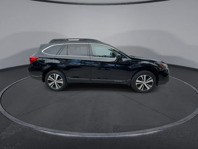 Used 2019 Subaru Outback 3.6R Limited w/ Popular Package #2 AWD/4WD image 9