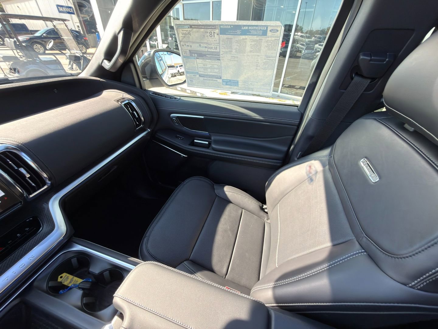 New 2025 Ford Expedition Max Platinum w/ Stealth Performance Package image 34