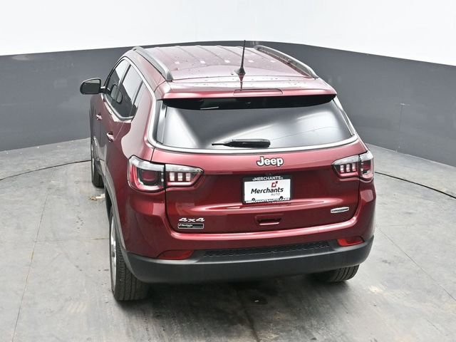 Used 2022 Jeep Compass Latitude AWD/4WD image 29
