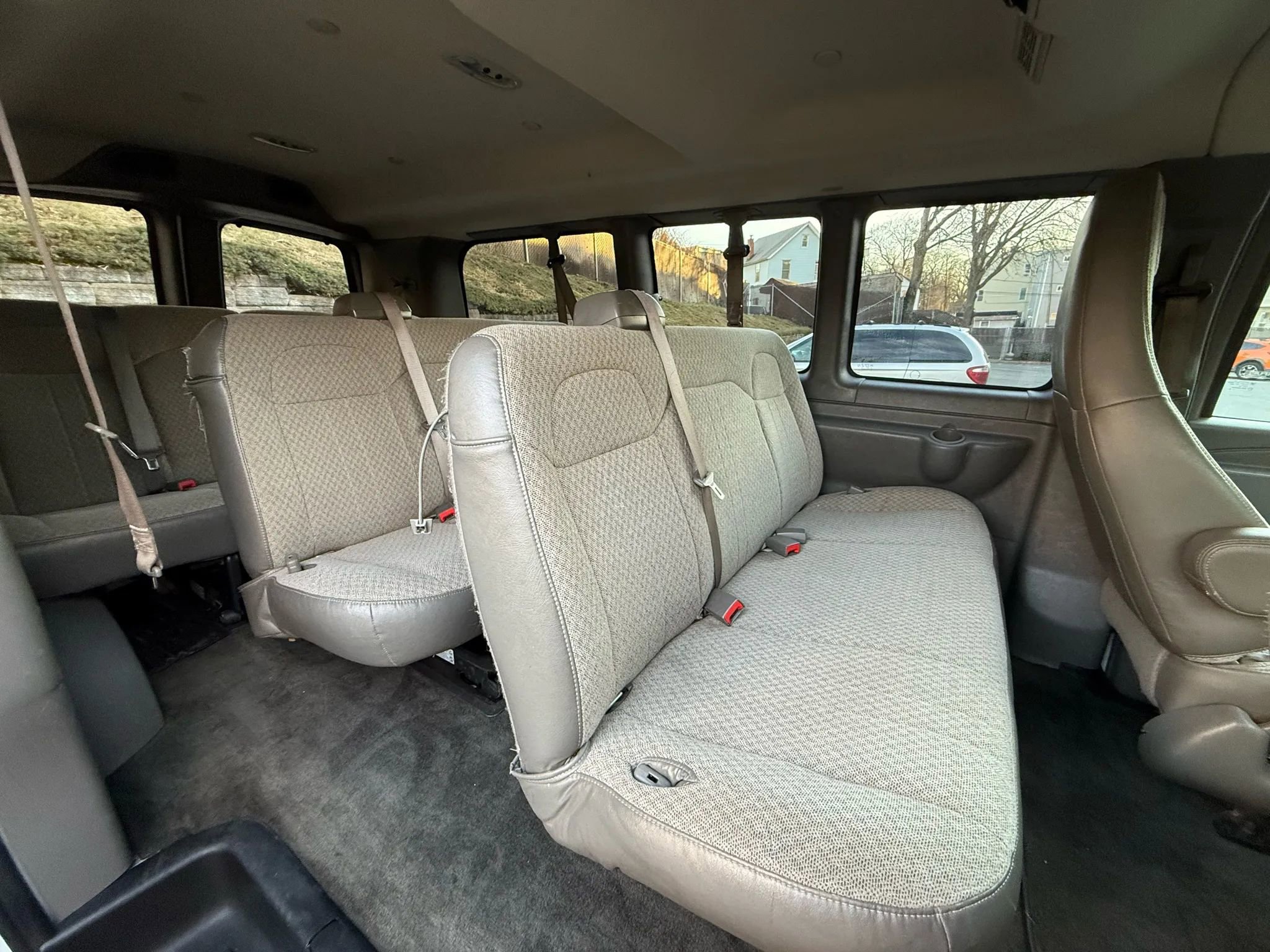 Used 2018 Chevrolet Express 3500 LT w/ LT Preferred Equipment Group image 20