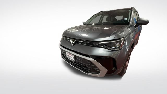Certified 2025 Volkswagen Taos S AWD/4WD image 5