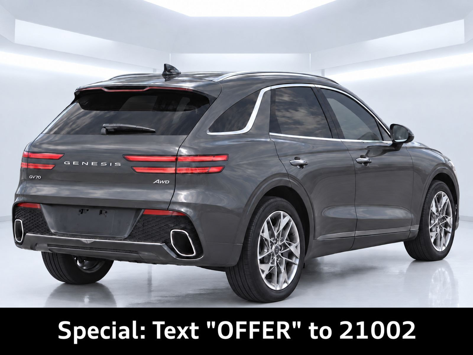 Used 2025 Genesis GV70 2.5T AWD/4WD image 8