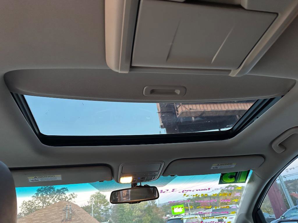 Used 2013 Honda Odyssey Touring image 6