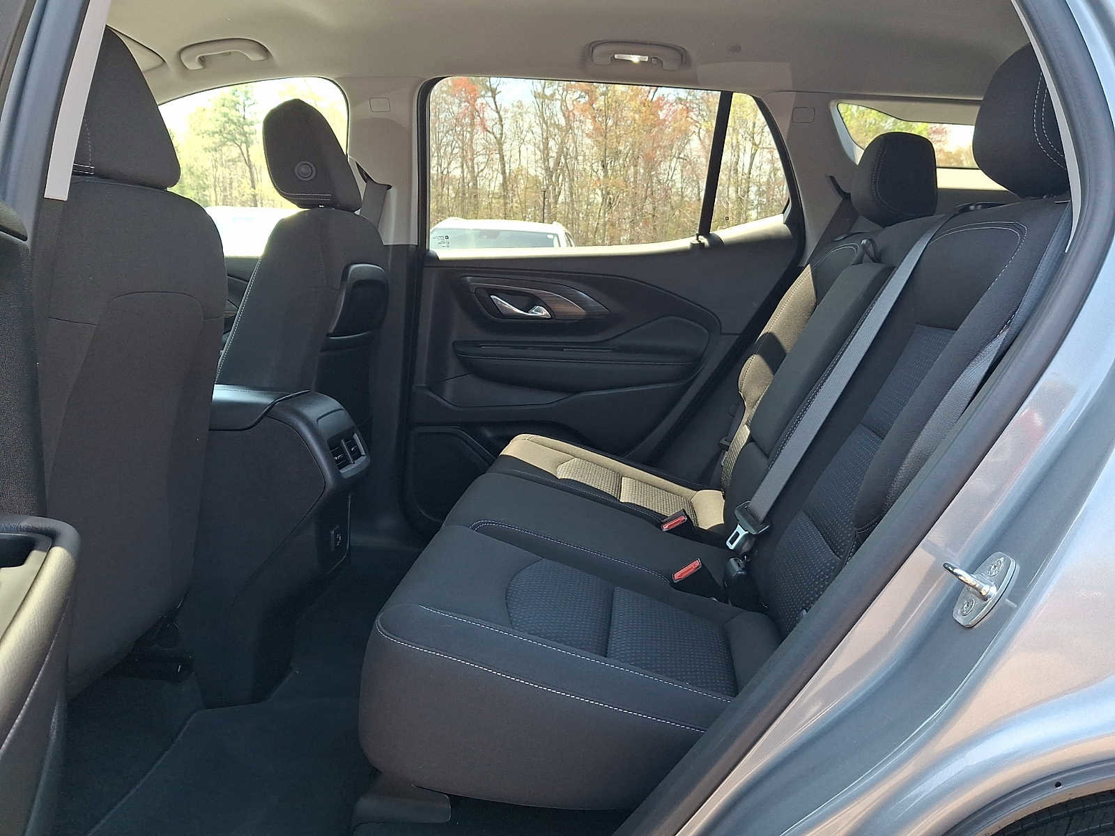 Used 2023 GMC Terrain SLE w/ Driver Convenience Package FWD image 12