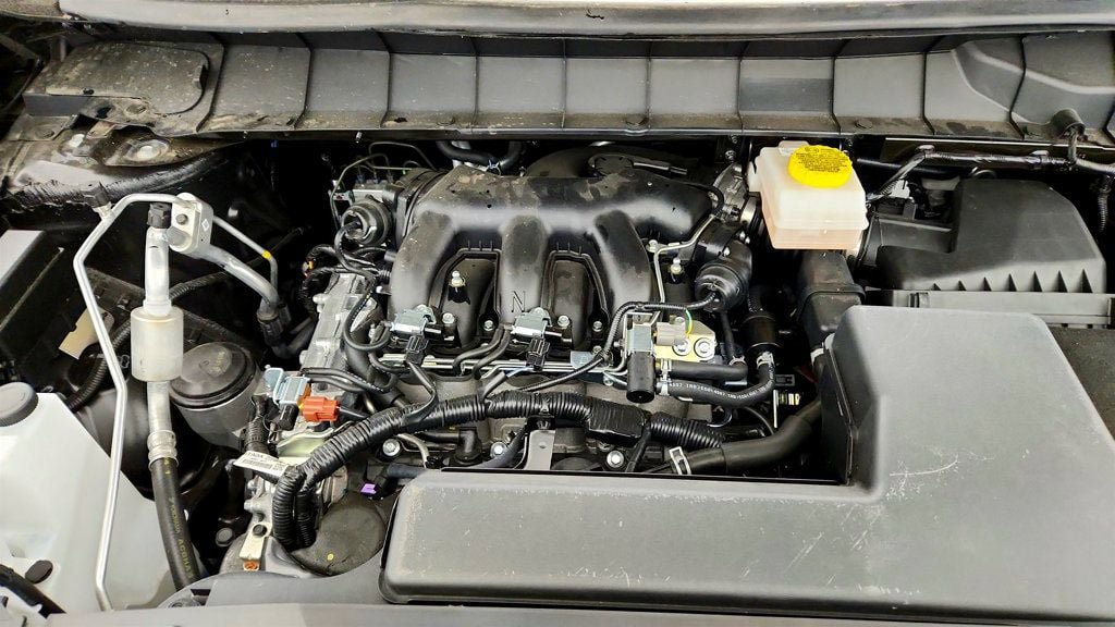 Used 2025 Nissan Pathfinder Rock Creek AWD/4WD image 26