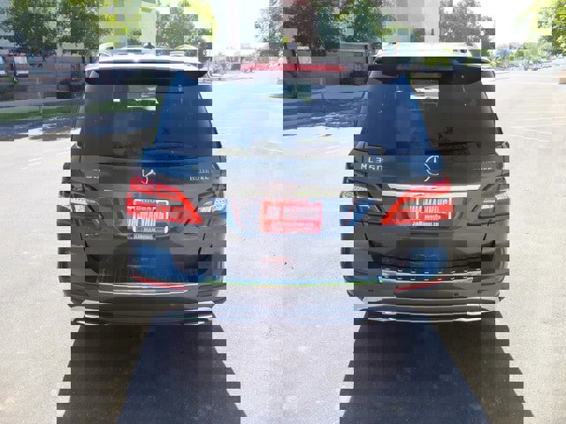 Used 2012 Mercedes-Benz ML 350 BlueTEC 4MATIC image 8