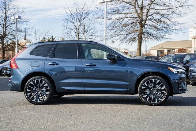 New 2026 Volvo XC60 B5 Ultra w/ Protection Package Premier image 4