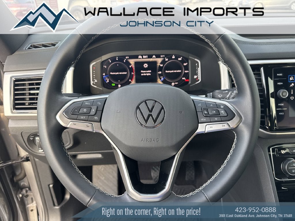 Used 2022 Volkswagen Atlas Cross Sport SEL AWD/4WD image 30