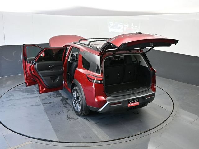 Used 2026 Nissan Pathfinder Platinum FWD image 74