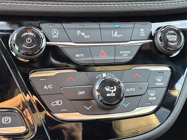 New 2026 Chrysler Pacifica Select image 32