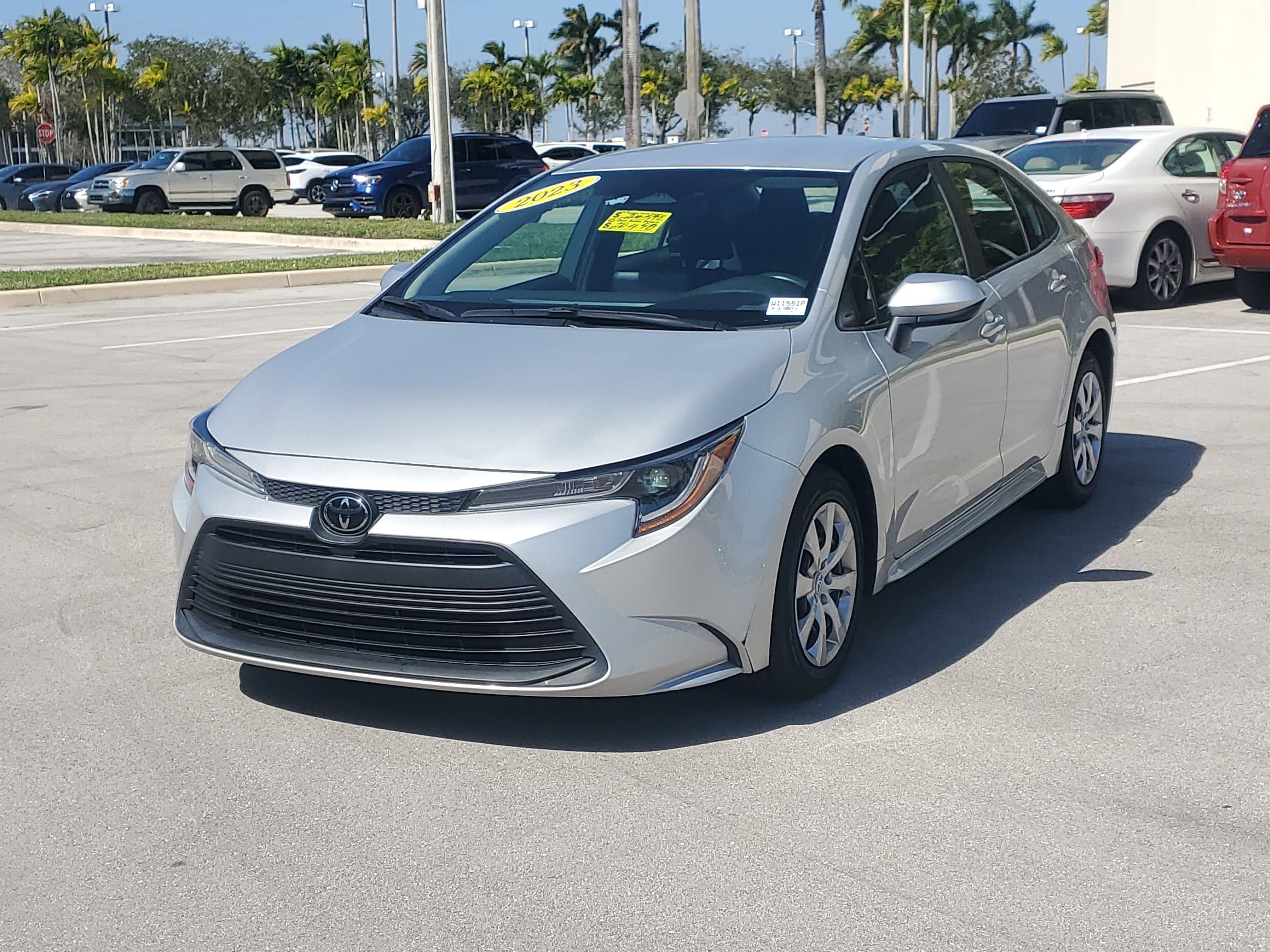 Used 2023 Toyota Corolla LE image 7