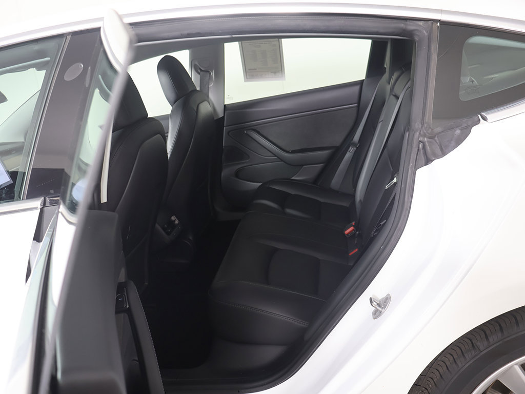 Used 2019 Tesla Model 3 Mid Range RWD image 32