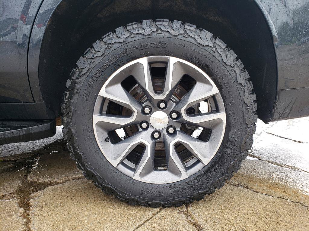Used 2022 Chevrolet Tahoe LT AWD/4WD image 24
