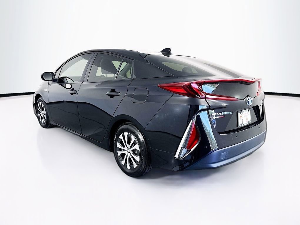 Used 2021 Toyota Prius Prime Limited image 7