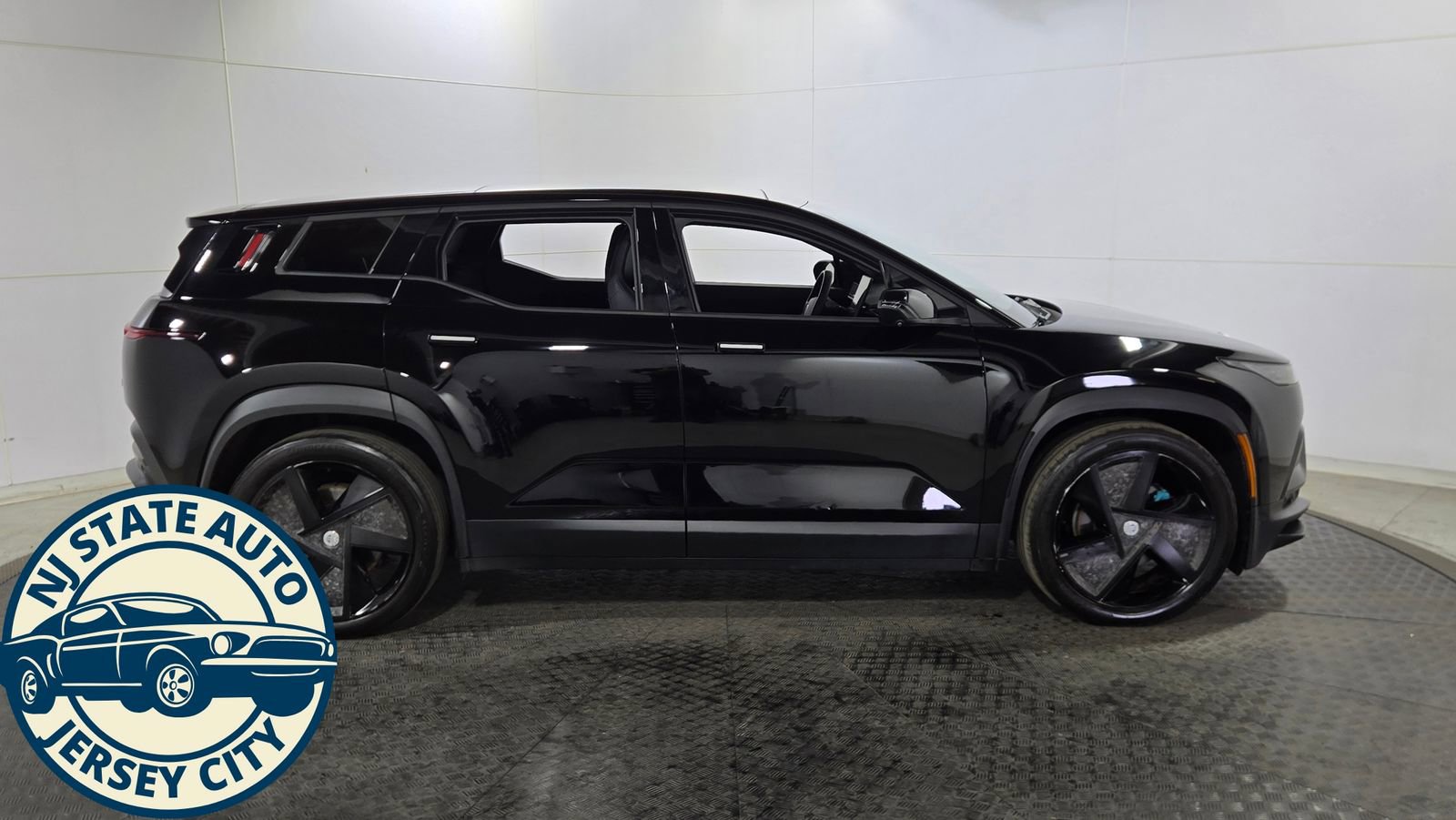 Used 2023 Fisker Ocean One image 8