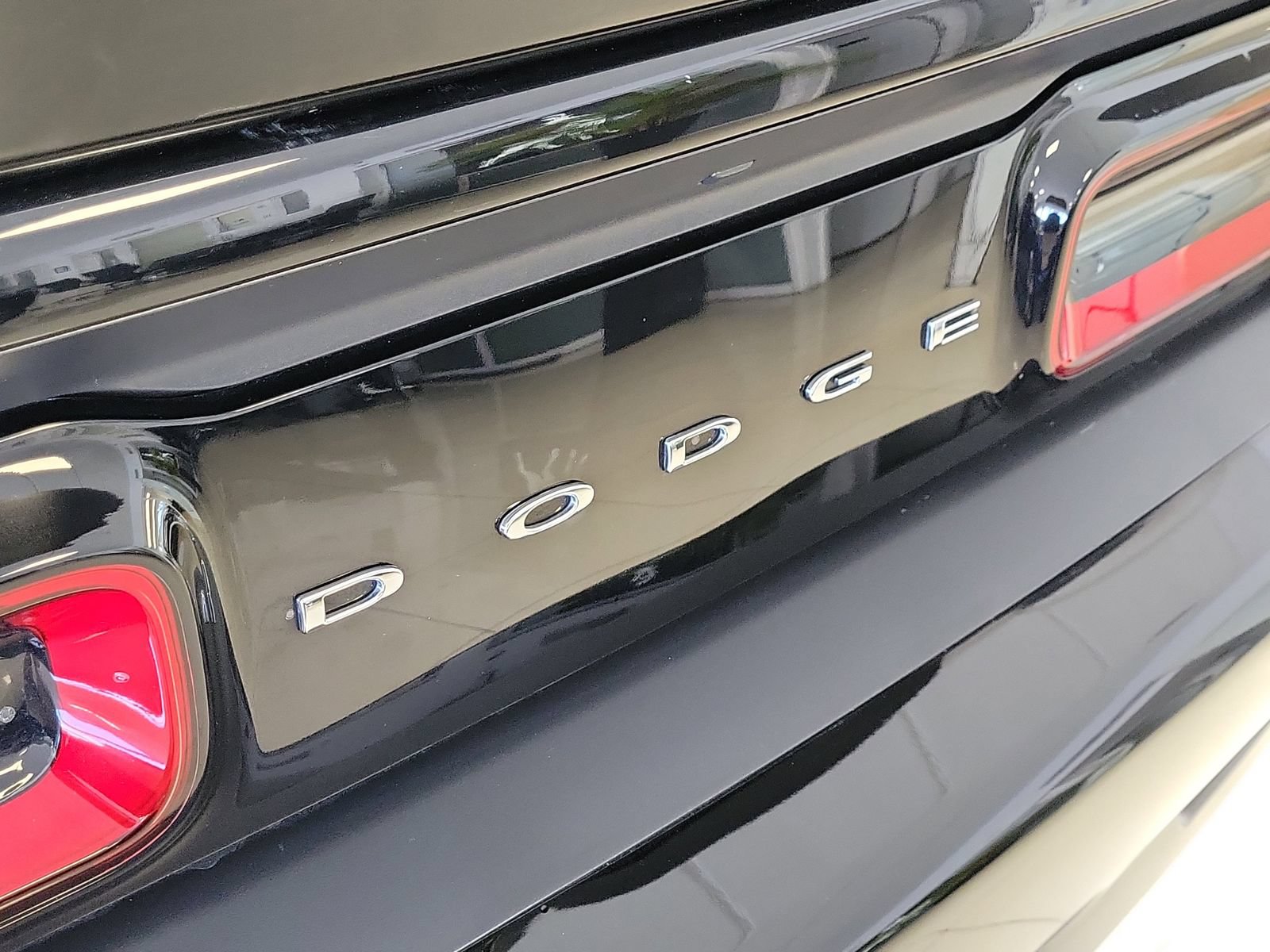 Used 2020 Dodge Challenger R/T Scat Pack w/ Plus Package RWD image 6
