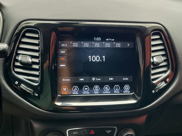 Used 2019 Jeep Compass Limited FWD image 11