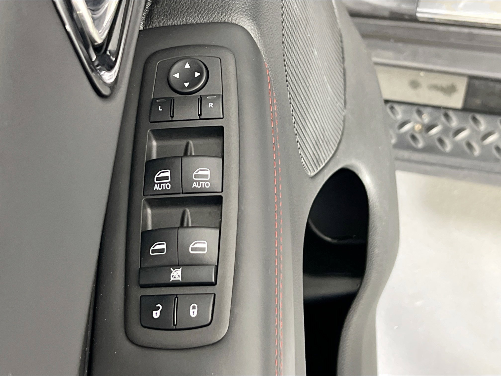 Used 2023 Dodge Durango GT image 18