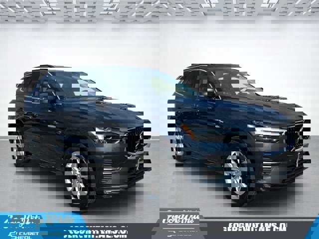 Used 2022 Volvo XC60 B5 Momentum
