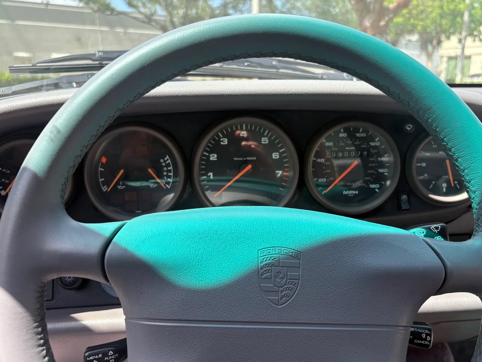 Used 1997 Porsche 911 Carrera image 33