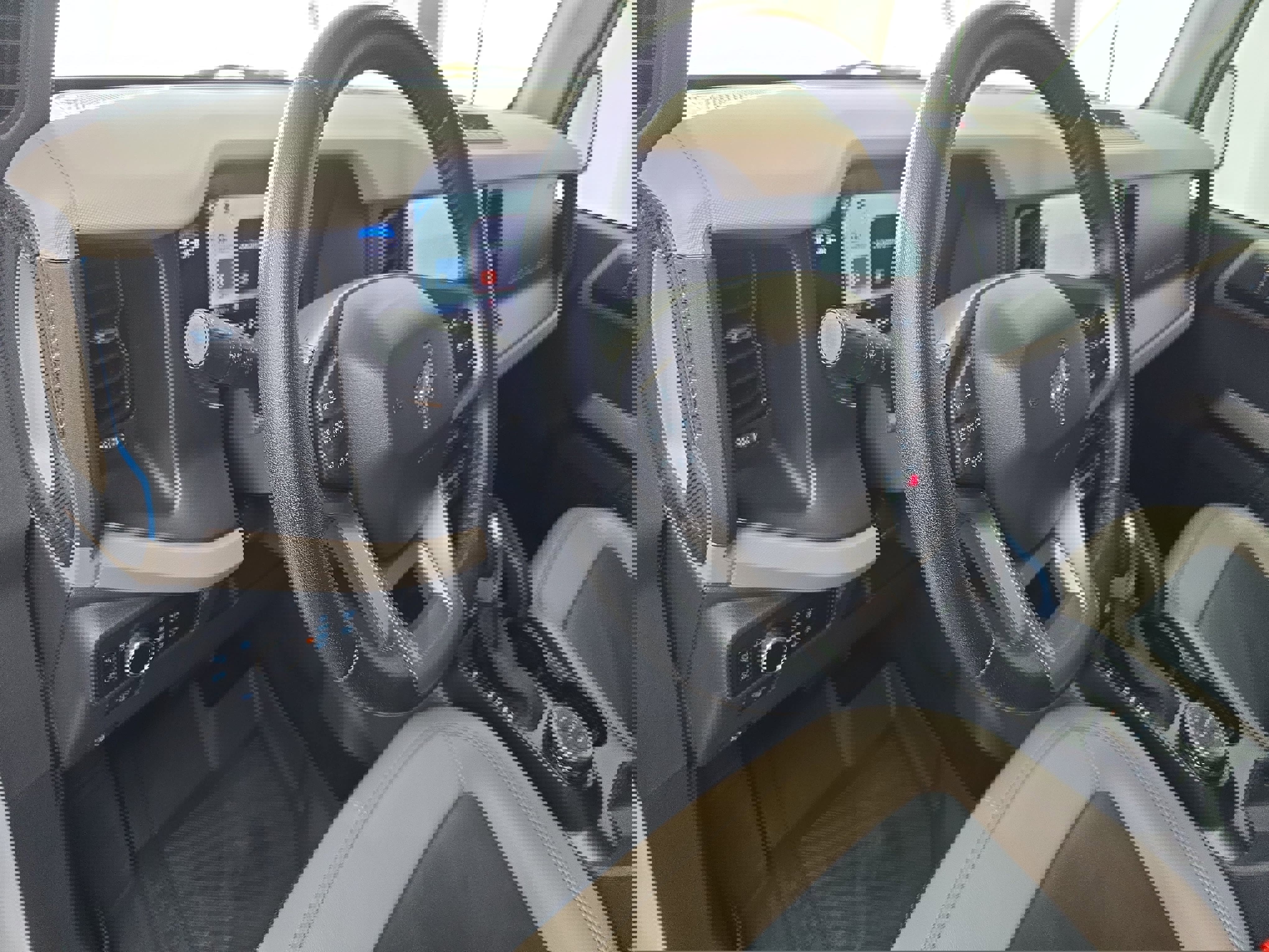 Used 2023 Ford Bronco Wildtrak image 15