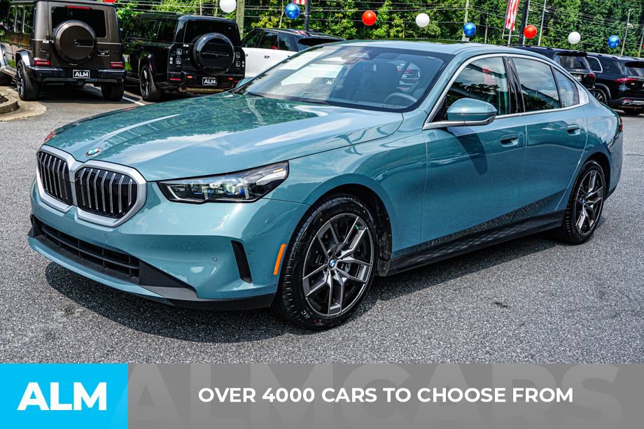 Used 2026 BMW 530i RWD image 2
