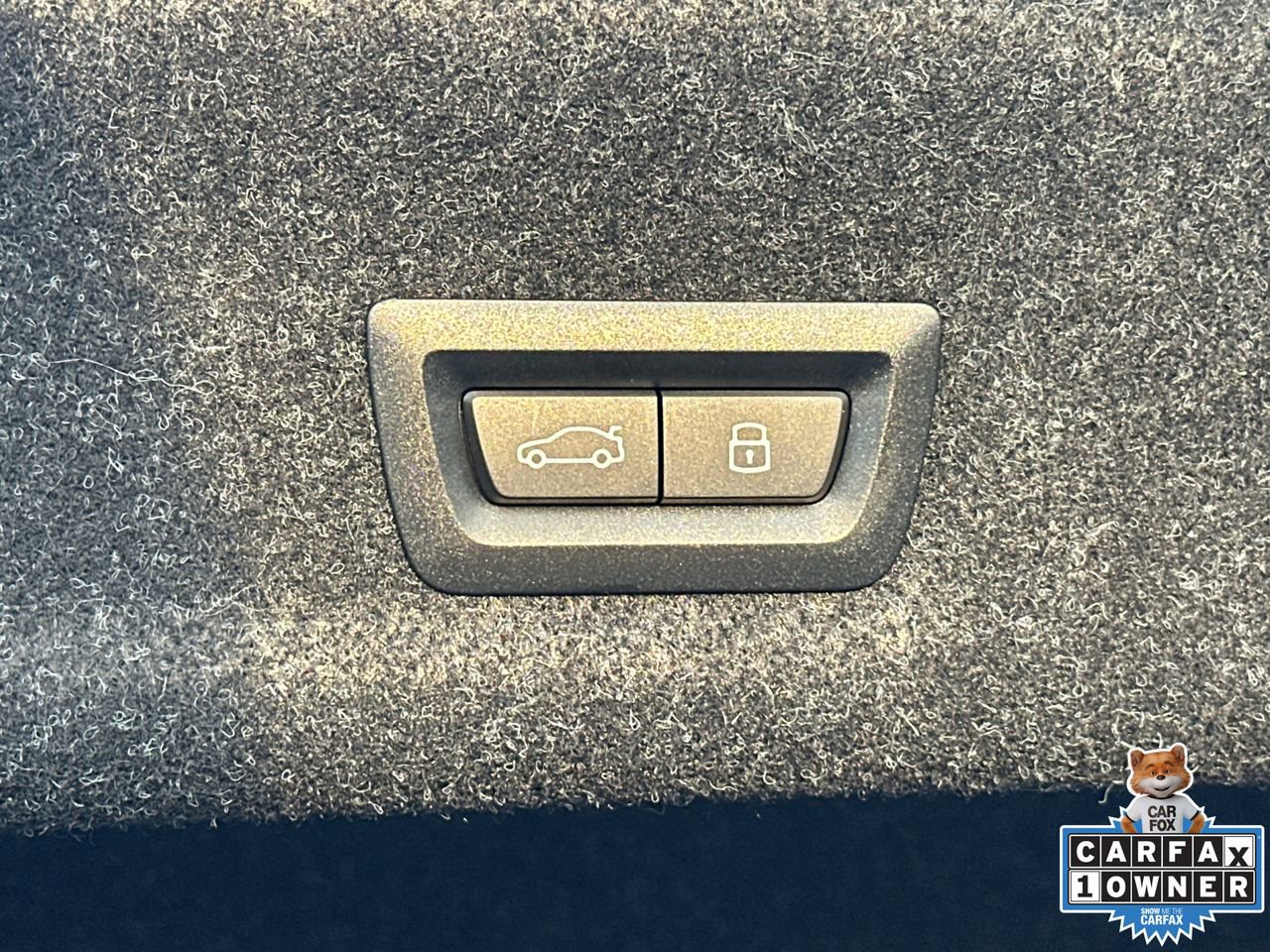 Used 2025 BMW M3 w/ Executive Package image 19