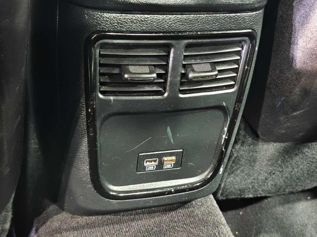 Used 2020 Chrysler 300 S AWD/4WD image 29