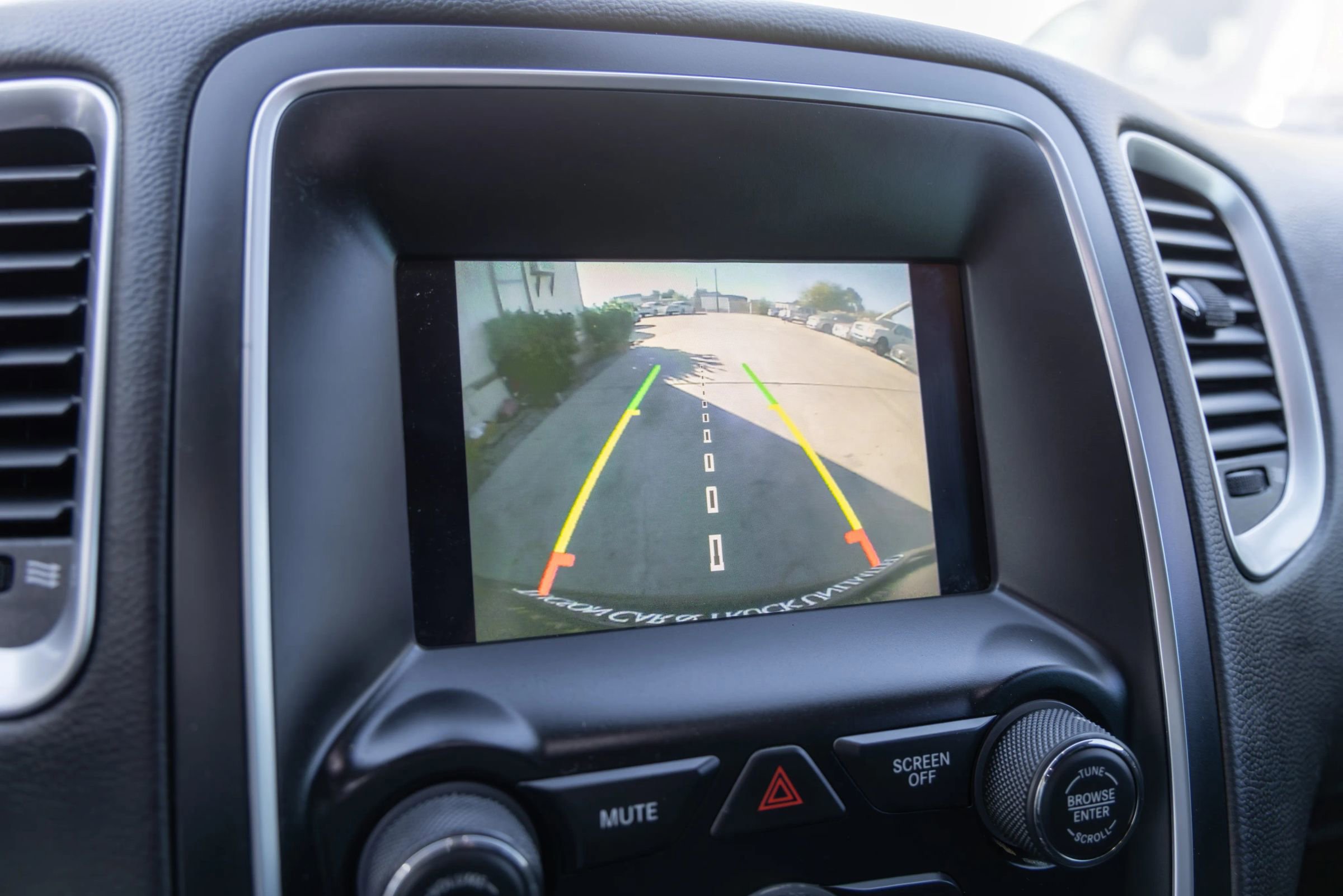 Used 2020 Dodge Durango SXT w/ 3rd Row Seating Group image 24