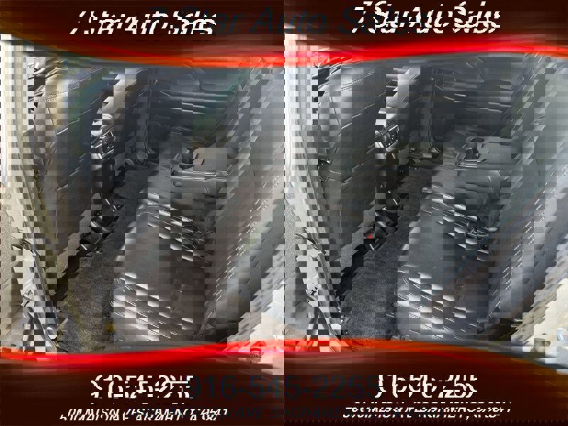 Used 2017 Toyota Highlander XLE image 15