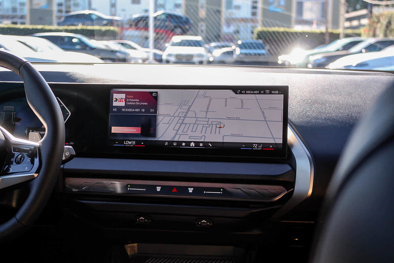 Used 2025 BMW X3 xDrive30i w/ Premium Package image 13