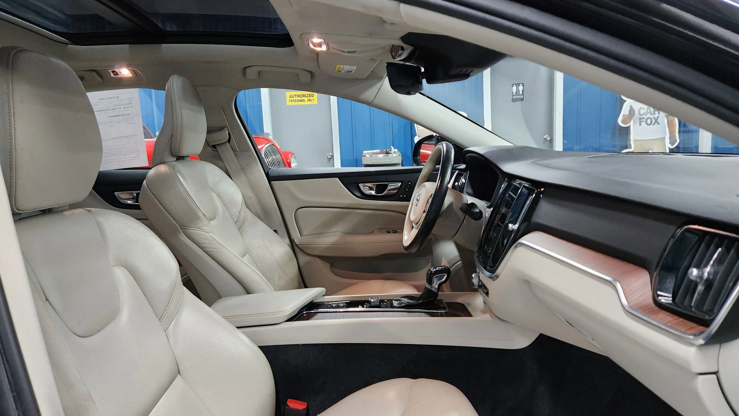 Used 2021 Volvo S60 T6 Momentum w/ Protection Package Premier image 12