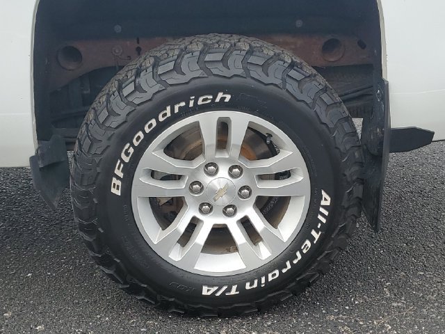 Used 2018 Chevrolet Silverado 1500 LT w/ Max Trailering Package AWD/4WD image 30