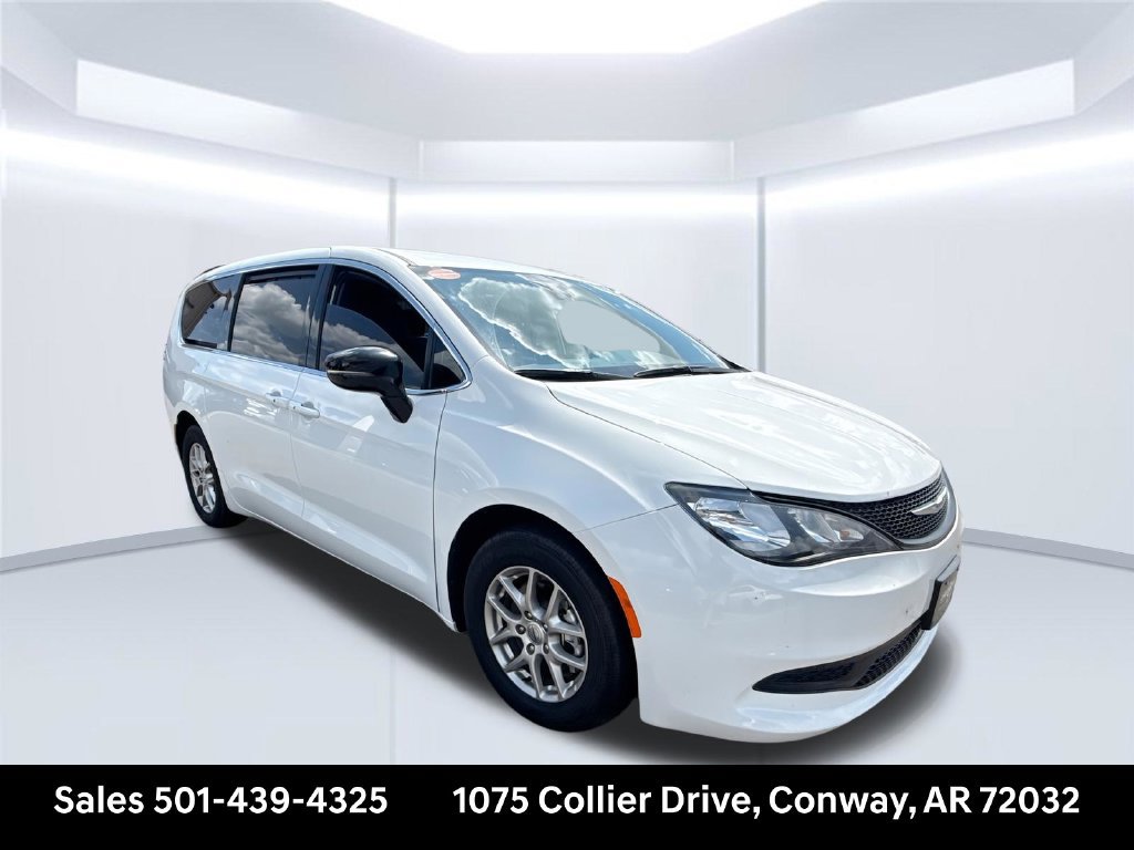 Used 2025 Chrysler Voyager LX