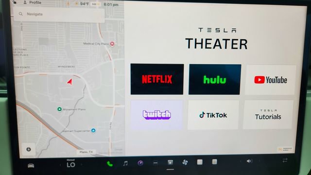 Used 2025 Tesla Model S Plaid image 41