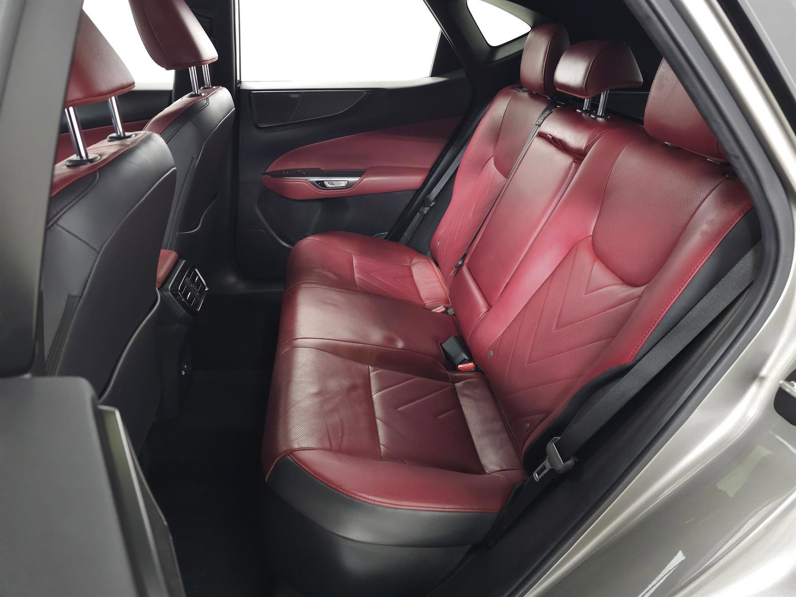 Used 2024 Lexus NX 350h AWD w/ Vision Package image 35