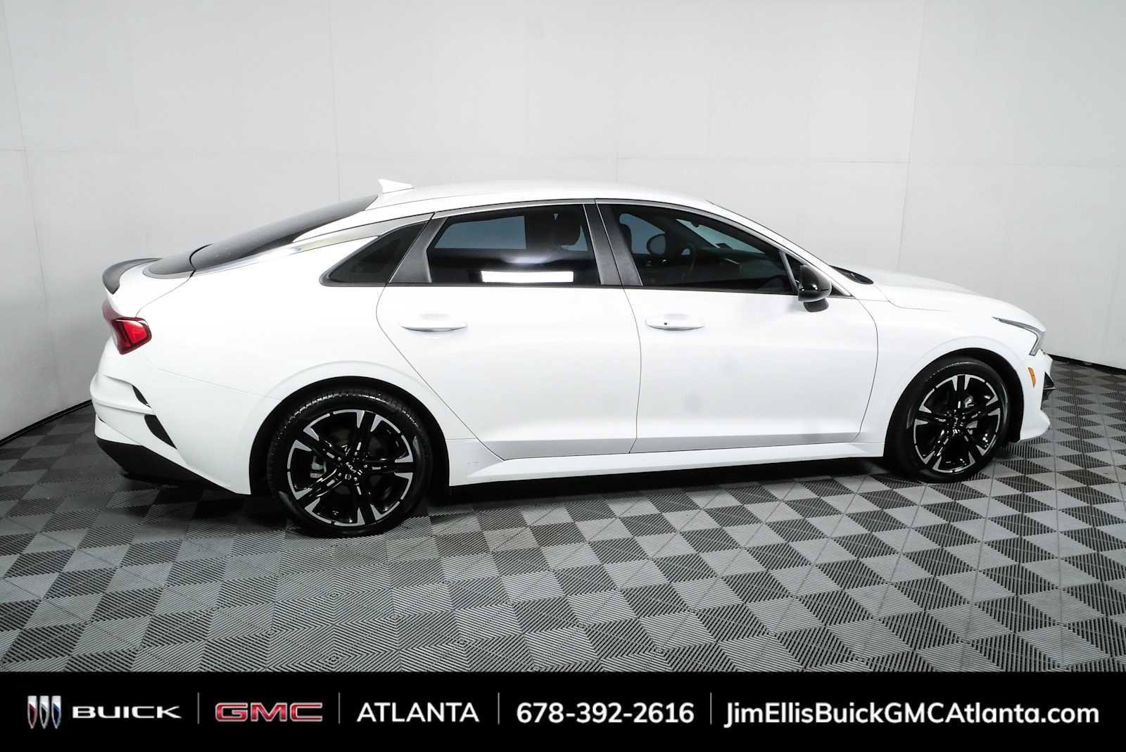 Used 2022 Kia K5 GT-Line AWD/4WD image 2