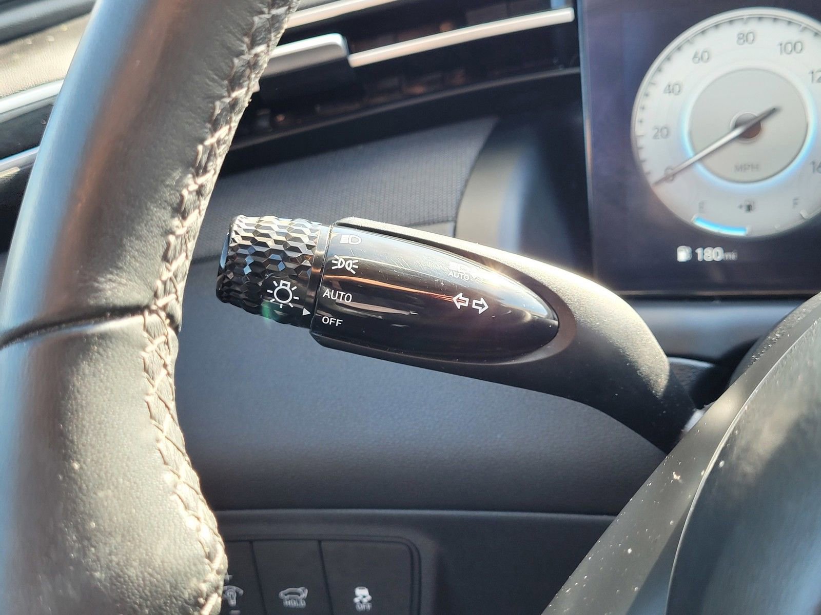 Used 2023 Hyundai Tucson SEL w/ Convenience Package image 21