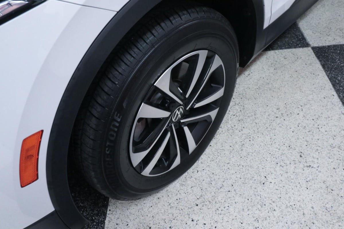 Used 2024 Volkswagen Tiguan S w/ MDO Package, Three-Row FWD image 29