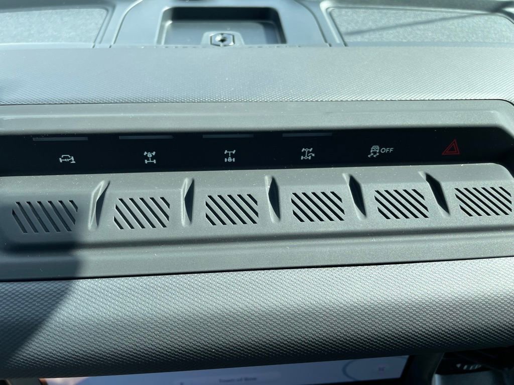 New 2025 Ford Bronco Badlands image 15