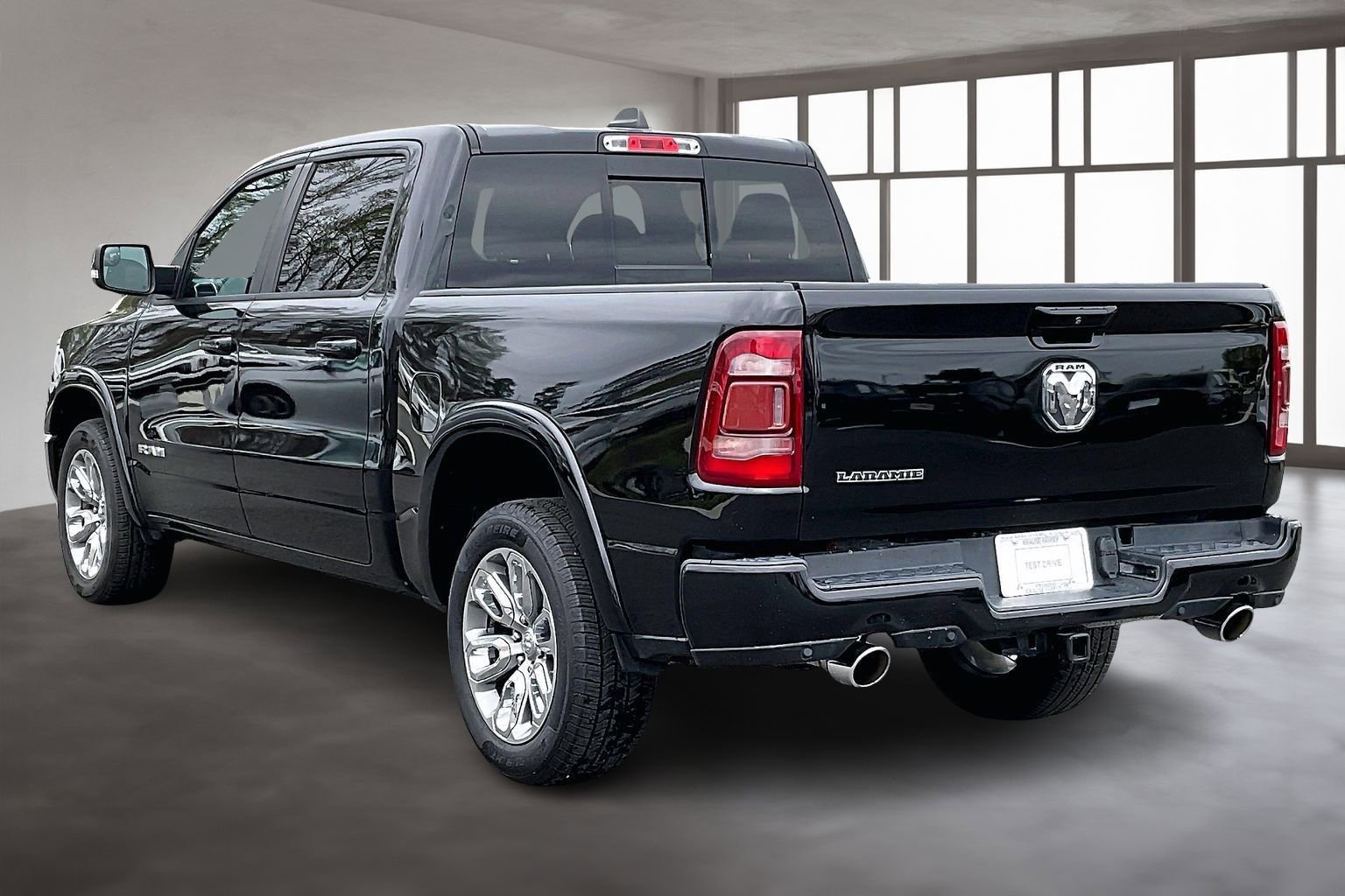 Used 2021 RAM 1500 Laramie w/ Sport Appearance Package image 4