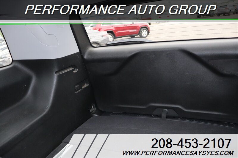 Used 2020 GMC Acadia AT4 w/ Driver Alert Package II AWD/4WD image 21