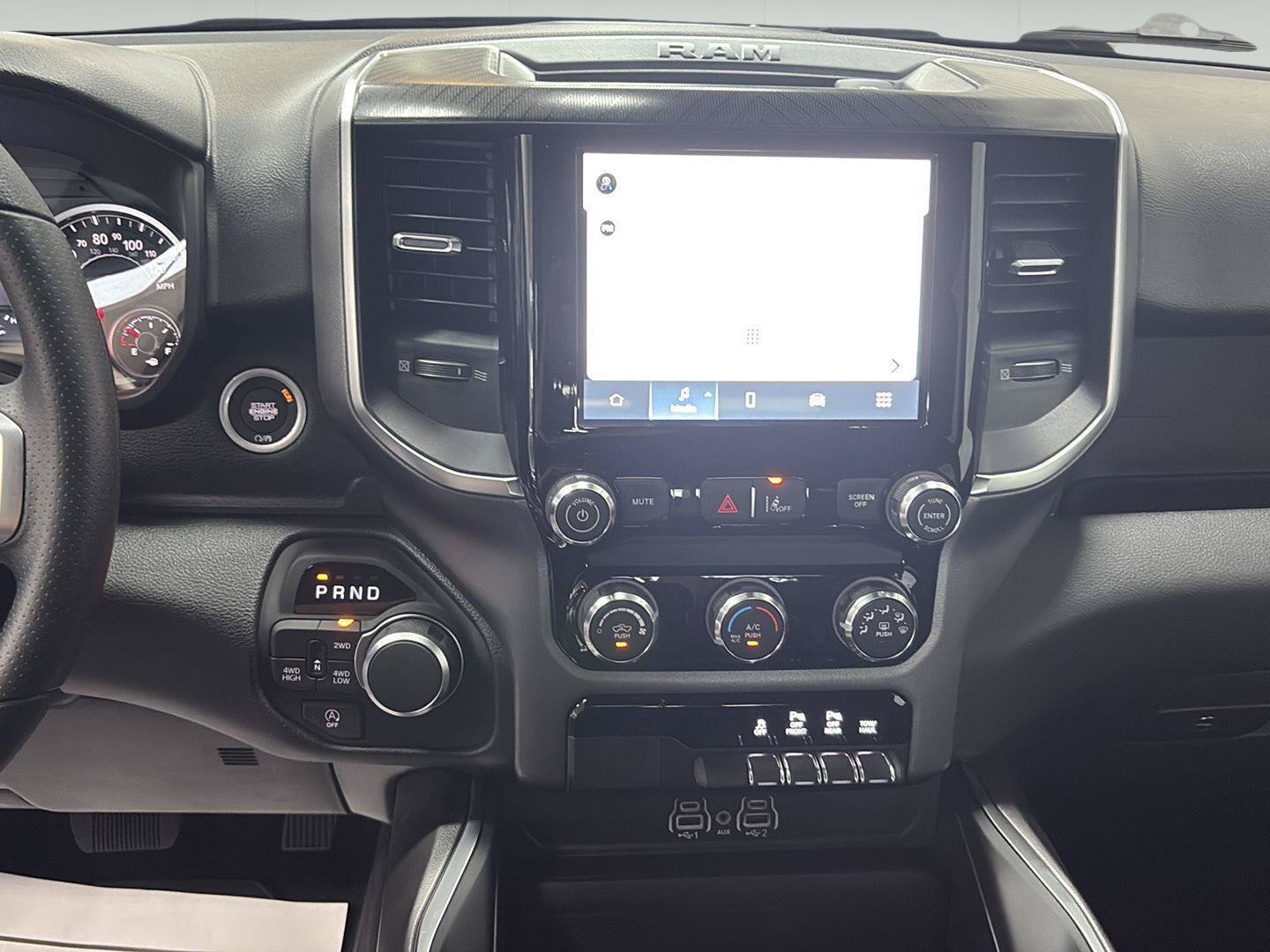 New 2026 RAM 1500 Express AWD/4WD image 13