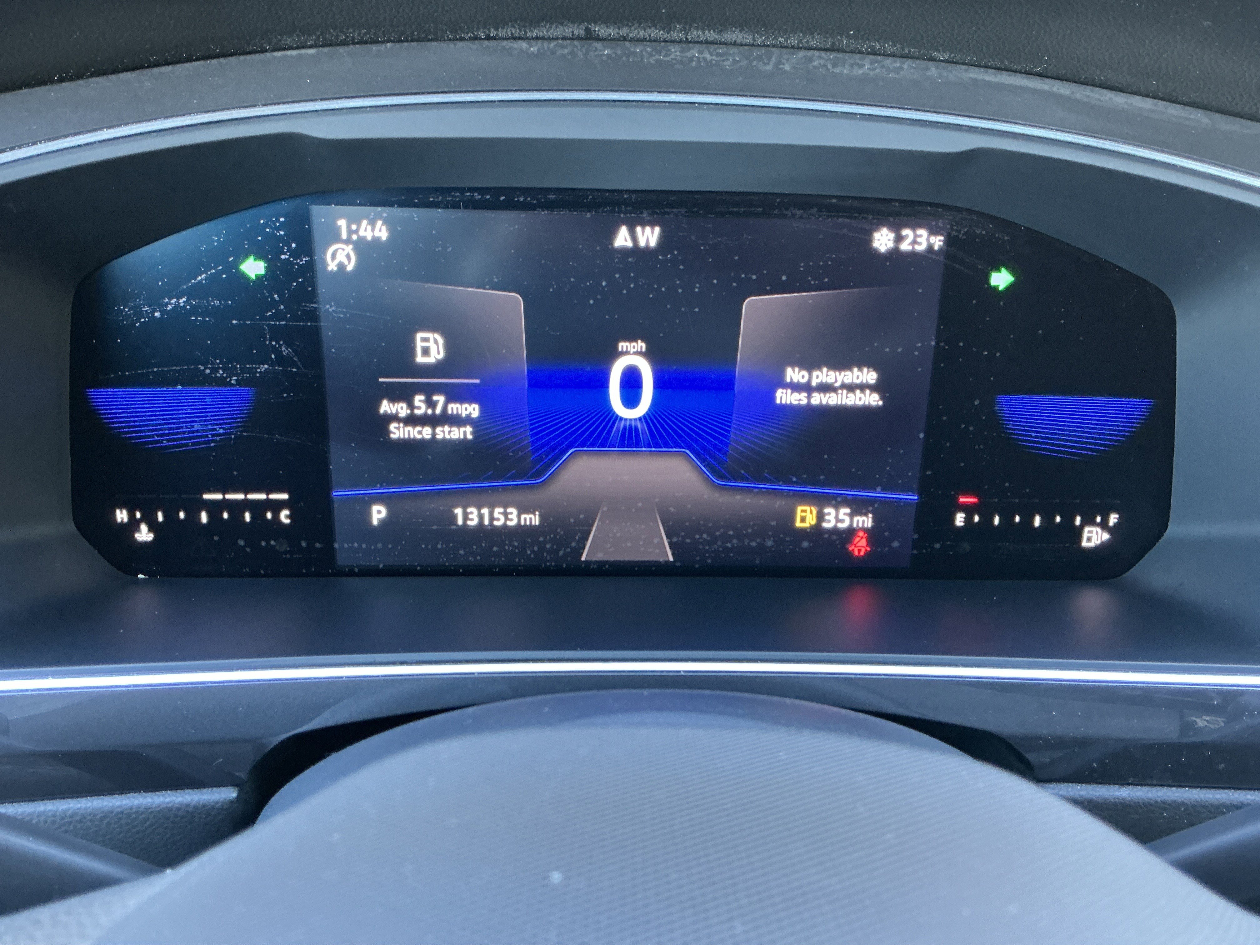 Used 2023 Volkswagen Tiguan SE image 8