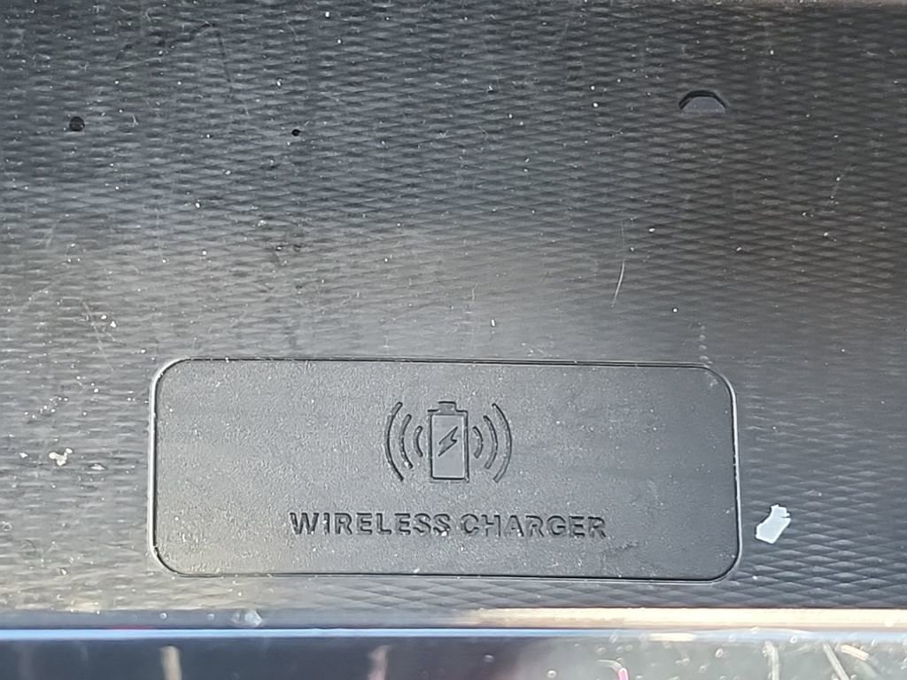 Used 2024 Jeep Grand Cherokee Altitude image 30