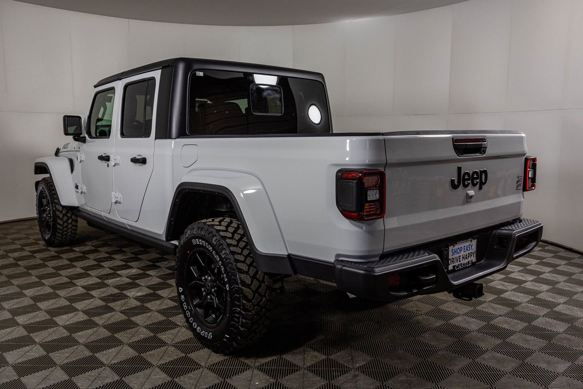 New 2026 Jeep Gladiator Willys image 18