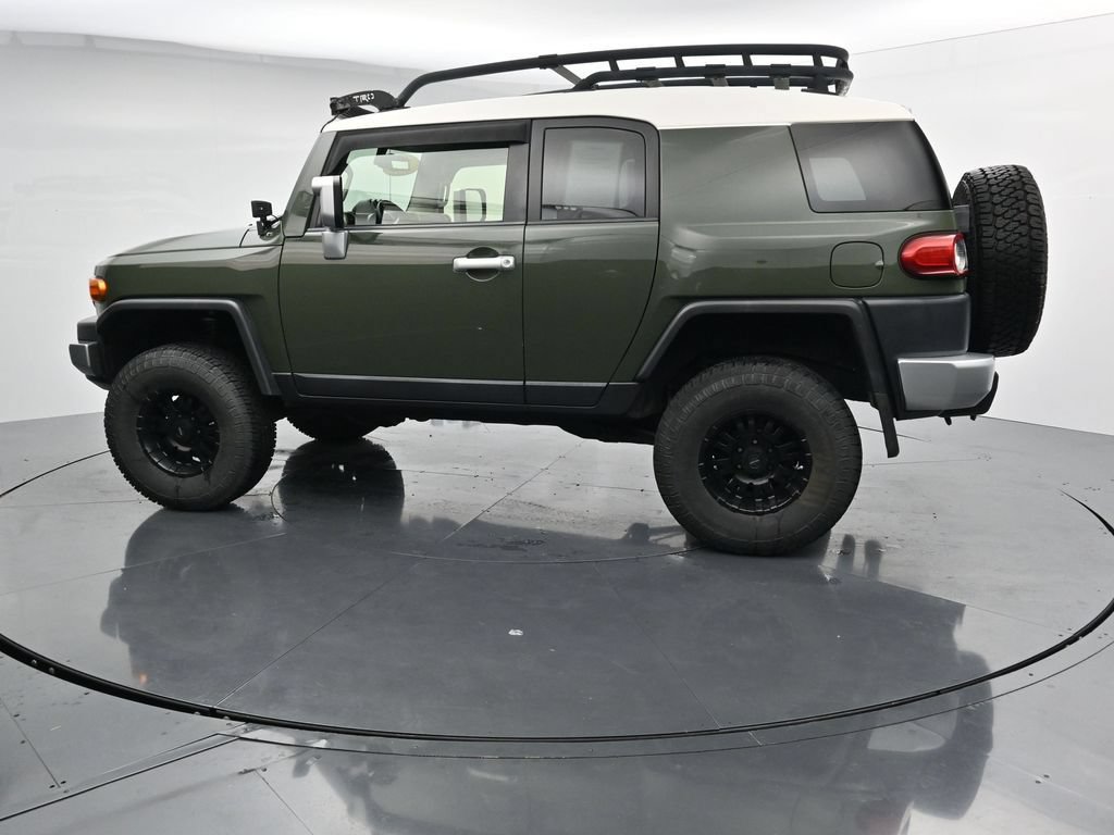 Used 2012 Toyota FJ Cruiser 4WD w/ Convenience Pkg image 5