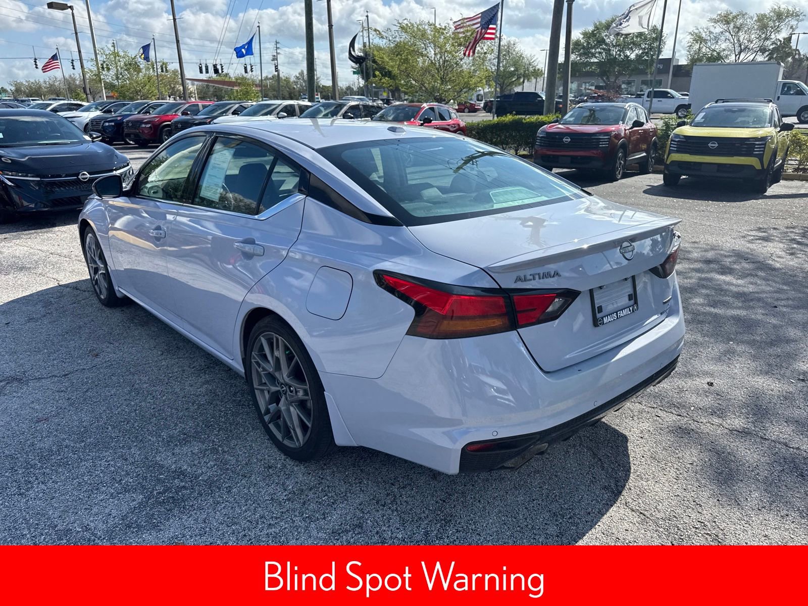 Certified 2024 Nissan Altima 2.0 SR image 8