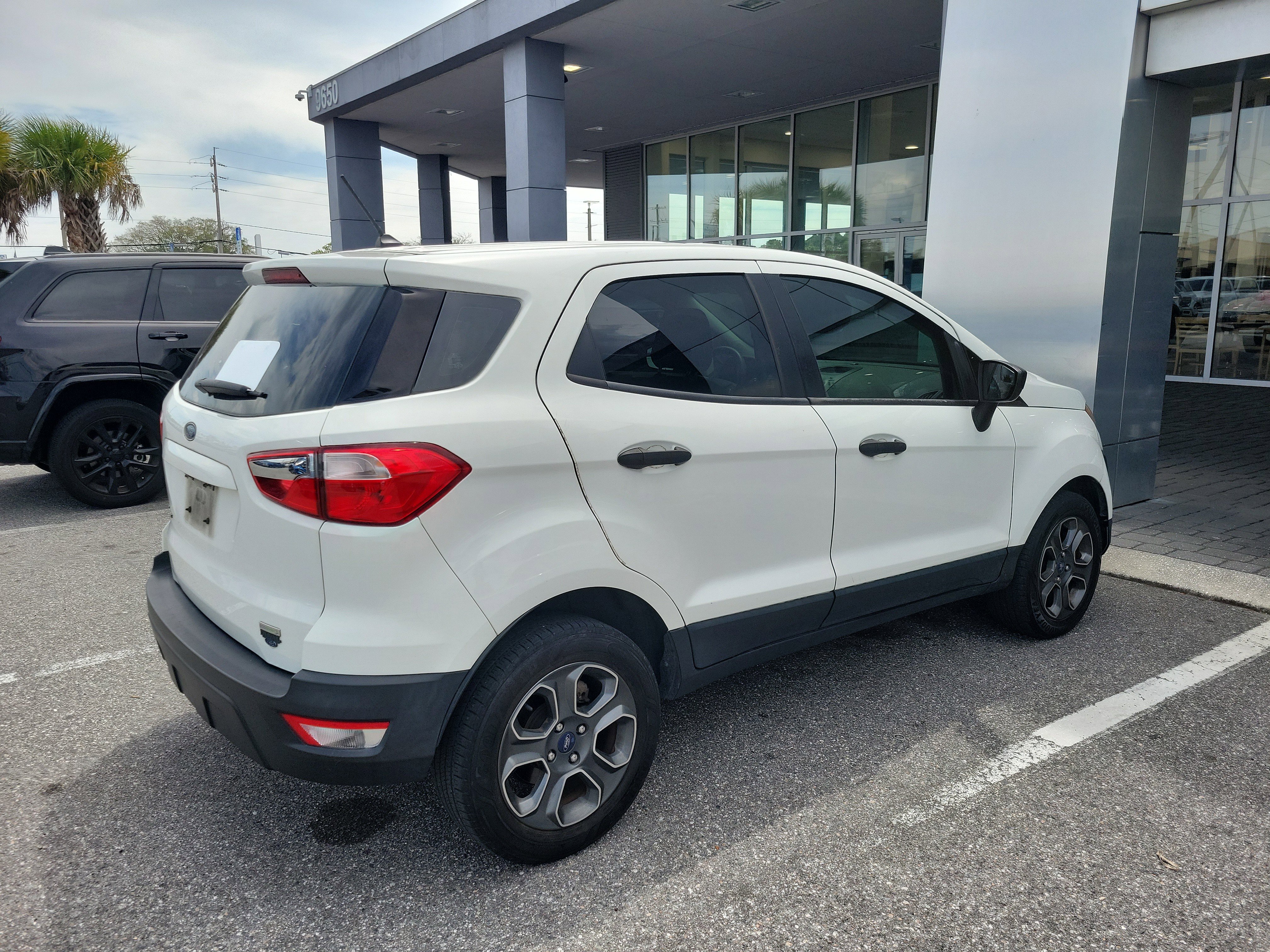 Used 2018 Ford EcoSport S FWD image 3